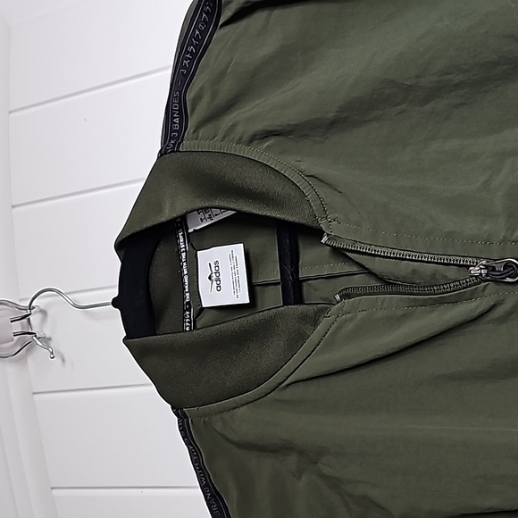 Adidas L Forest green bomber jacket - Picture 3 of 12